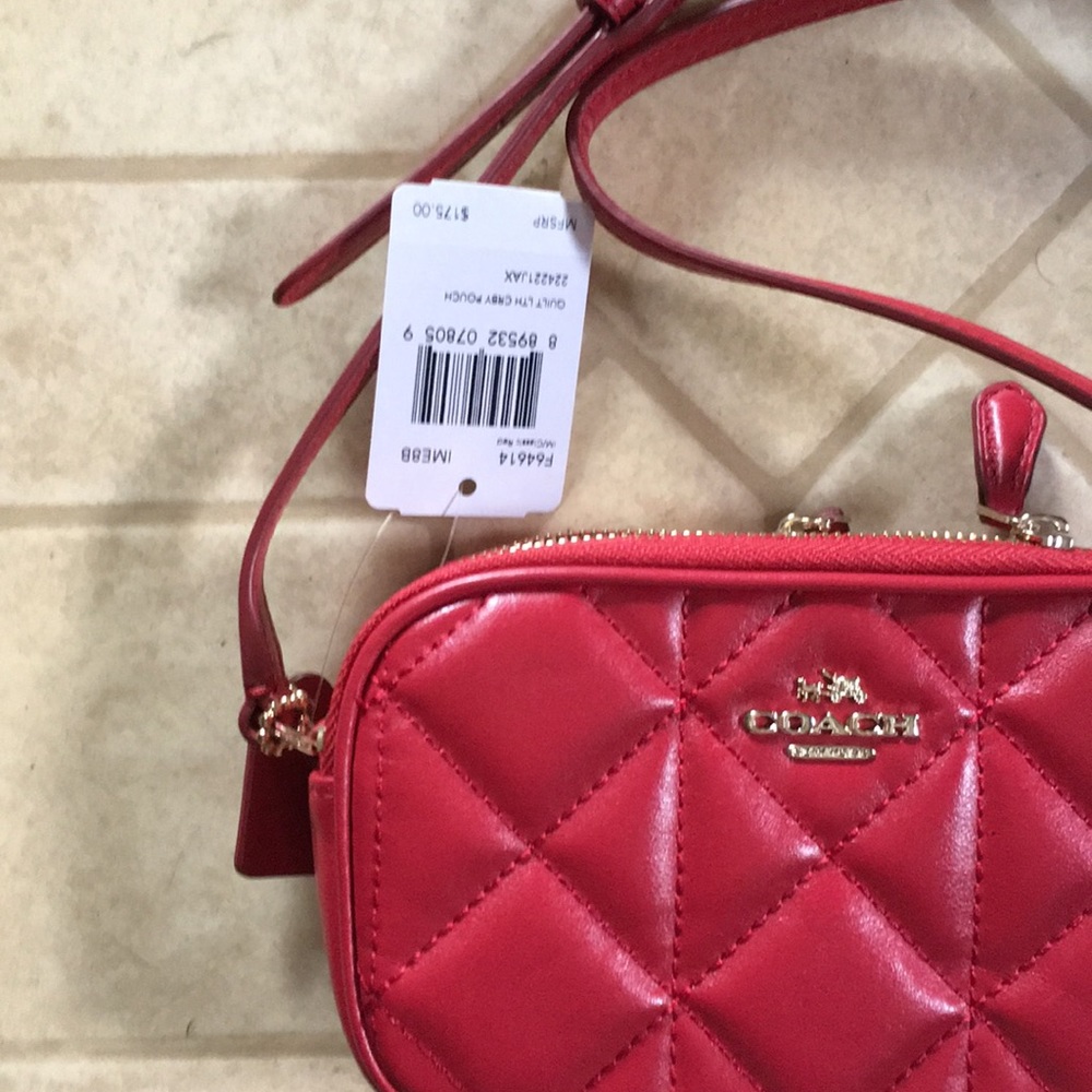Elegant leather stitch detail bag - Picture 3 of 3